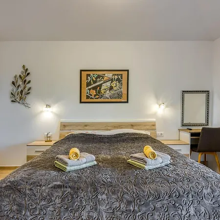 Appartement Stella Klarici - Happy