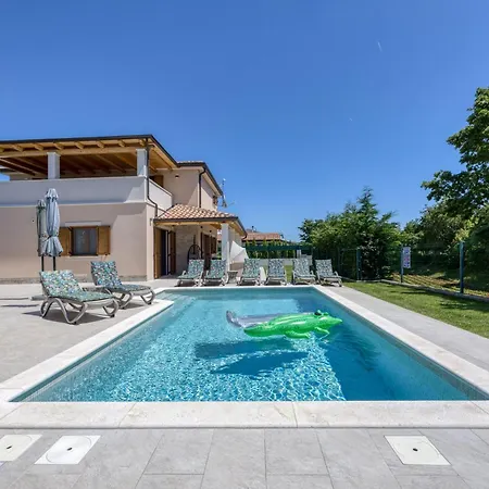Pool And Fun Stella Klarici- Happy